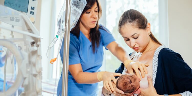 Ką svarbu žinoti apie krūties vėžį žindant