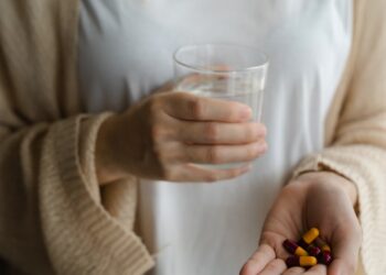 Kurie antidepresantai laikomi saugiausiais žindymo laikotarpiu?