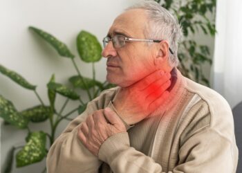 Raudonos dėmės gerklėje