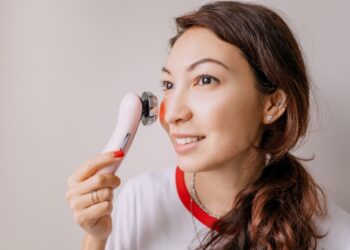 Ar galima turėti ir sausą, ir riebią odą vienu metu?