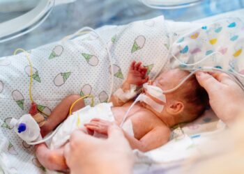 Infekcijos neišnešiotam naujagimiui