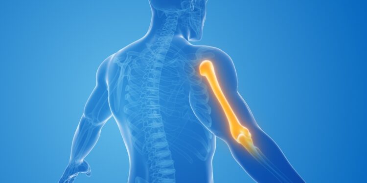 Kokios yra pavojai atidėliojant peties sąnario keitimo operaciją?