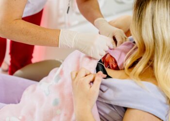 Gyvenimas su neišnešiotu kūdikiu: Naujagimių intensyviosios terapijos skyriuje ir vėliau