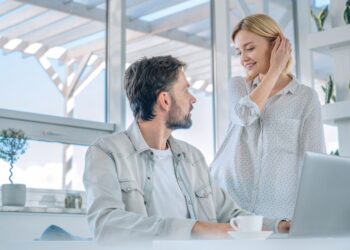 Ar aš įsimylėjusi(-ęs) savo trenerį, ar tiesiog jaučiu aistrą?