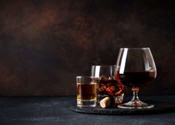 Cefaleksinas ir alkoholis: ar saugu vartoti kartu?