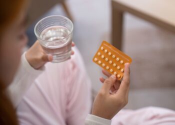 Ar vartojant kontraceptines tabletes įvyksta ovuliacija?