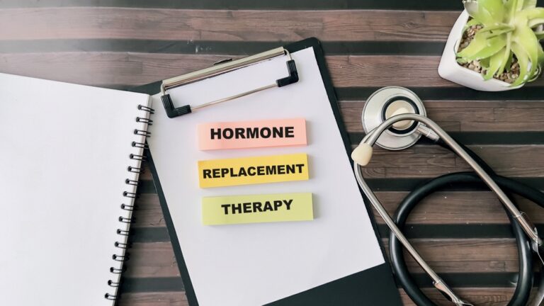 Kaip hormonų pakaitinė terapija (HPT) veikia svorio metimą?