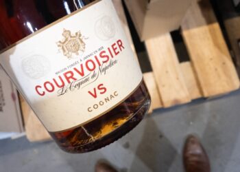 Kas yra Kurvuazjė požymis?