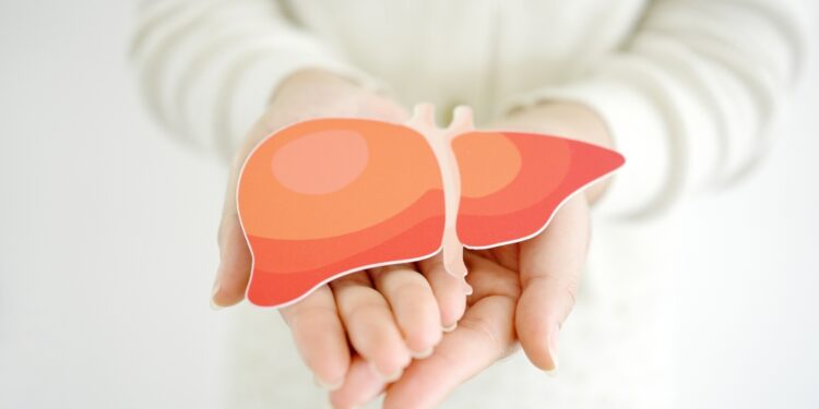 Kokie yra hepatito C simptomai ir įspėjamieji požymiai?