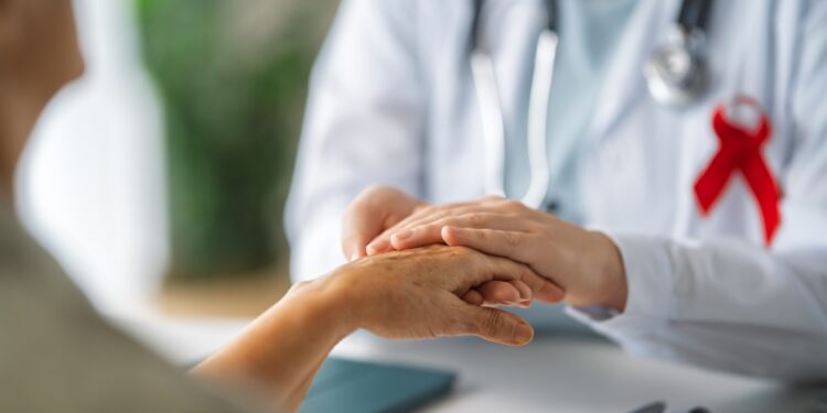 Pagalbinės priežiūros priemonių rinkinys žmonėms, gyvenantiems su ŽIV