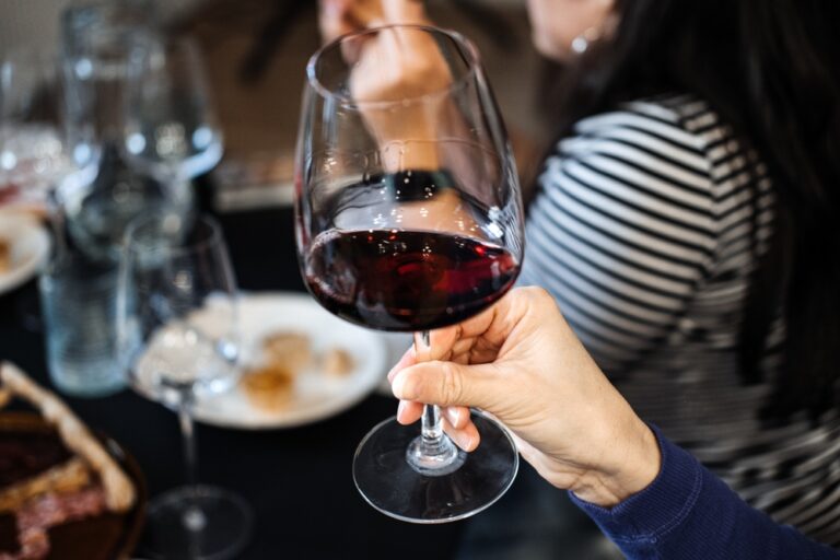 Diabetas, alkoholis ir socialinis vartojimas