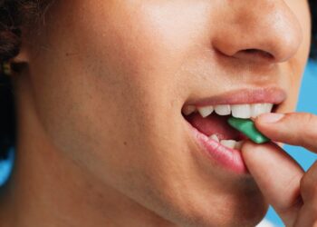 Kiek laiko organizmas skaido kramtomąją gumą?