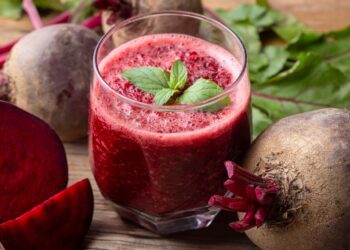 Šis saldžiųjų burokėlių sulčių receptas padeda reguliuoti kraujospūdį