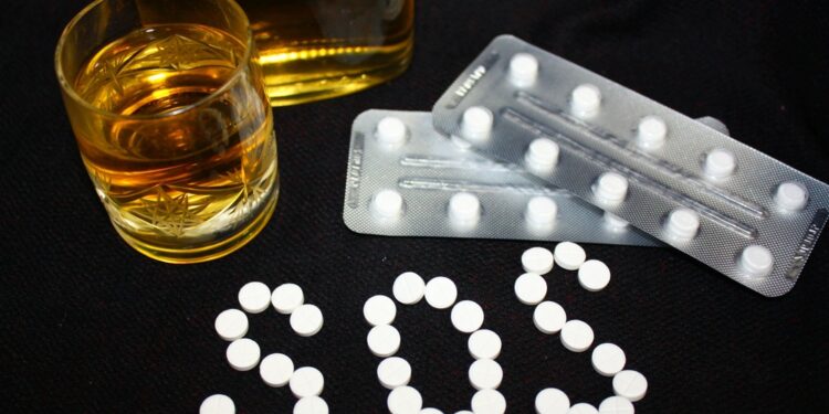 Ar galima vartoti Tysabri kartu su alkoholiu?