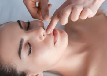 Kaip pašalinti vašką nuo odos