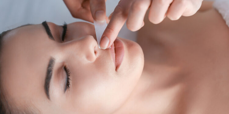 Kaip pašalinti vašką nuo odos