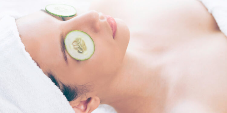 Ar agurkai pagerina paakių odos būklę?