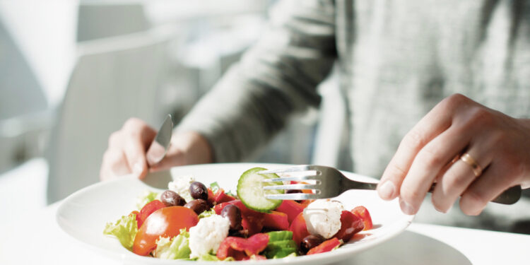 5 sveikos vakarienės receptai per 15 minučių (ar greičiau)