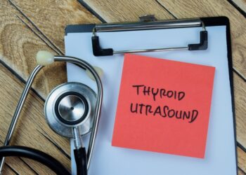 Ar chemoterapija gali sukelti hipertirozę?