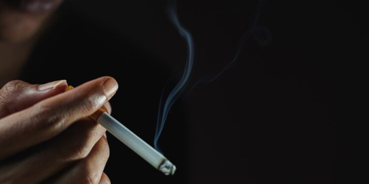 Ar galite būti alergiški cigarečių dūmams?