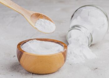 Ar galima nuo pleiskanų naudoti sodą?