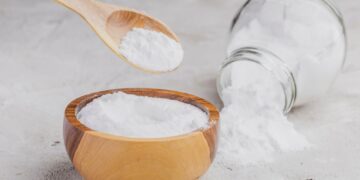 Ar galima nuo pleiskanų naudoti sodą?