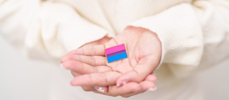 Esu biseksuali, ištekėjusi ir noriu tyrinėti savo seksualumą. Ar tai daro mane stereotipu?