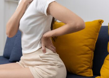 Šlaunies išorinės dalies skausmo priežastys ir gydymo galimybės