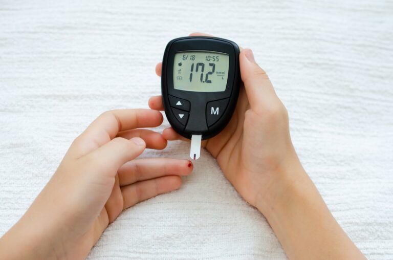 Kaip apskaičiuoti apytikslį glikozilinto hemoglobino (HbA1c) rodiklį diabetui stebėti
