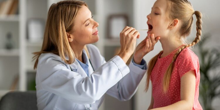 Ar gali ataugti pašalintos tonzilės?