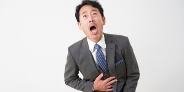 Kas sukelia pilvo skausmą ir raugėjimą?