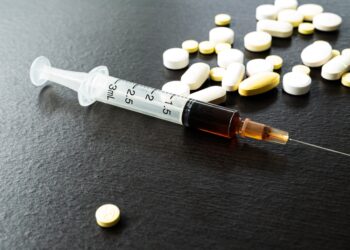 Kaip neveikiantys opioidai vaistai malšina ūmų skausmą