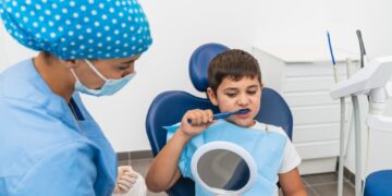 Kaip sužinoti, ar jūsų kūdikio dantukai dygsta tinkama tvarka