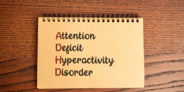 Kaip suvaldyti atidėliojimą, jei turite ADHD