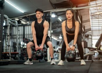 Kiek kalorijų sudeginate kilnodami svarmenis?