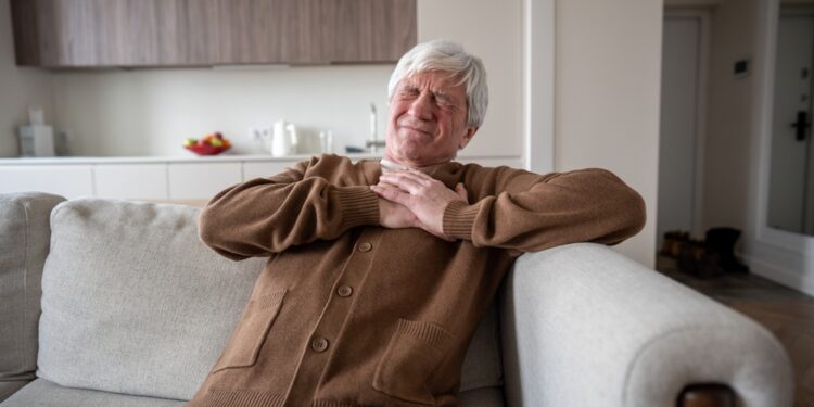 Fibromialgija ir krūtinės skausmas