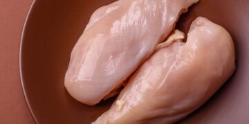 Kiek laiko kepti vištienos krūtinėlę be kaulo?