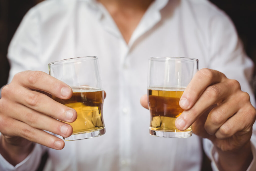 Ar žmonėms, sergantiems inkstų ligomis, galima vartoti alkoholį?