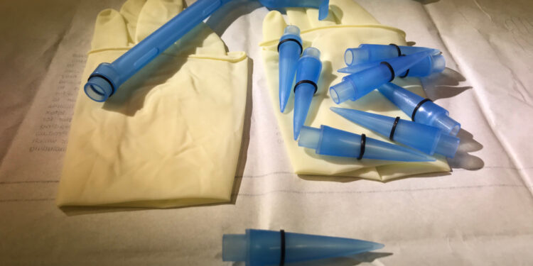 Viskas, ką reikia žinoti apie hemoroidų raiščių uždėjimą