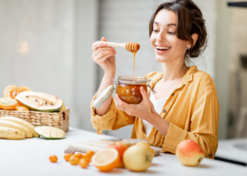 Ar galima valgyti medų nėštumo metu?