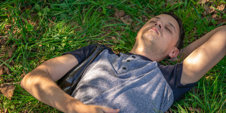 Arbatmedžio aliejus įaugusiems plaukams