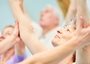 Geriausi pratimai sergantiems fibromialgija