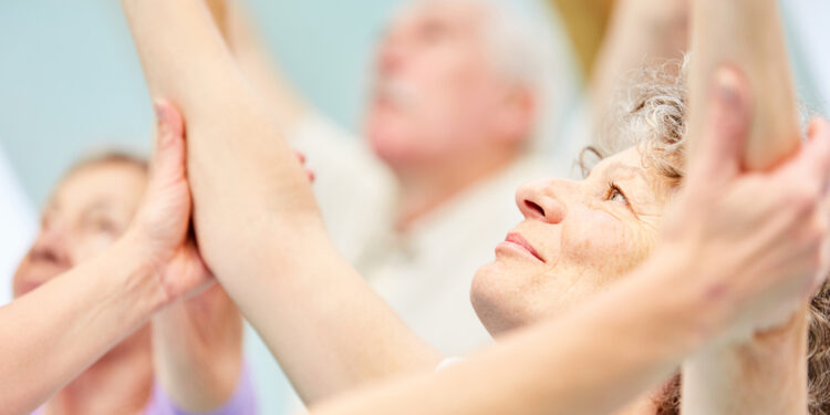 Geriausi pratimai sergantiems fibromialgija