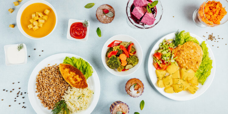 4 gardūs vakarienės patiekalai be cukraus