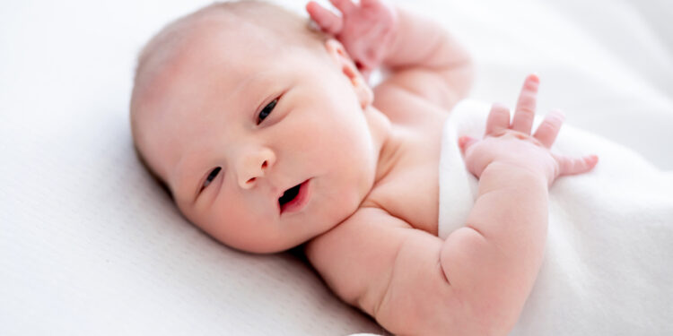 Kaip atpažinti ir gydyti ŽIV sukeltą bėrimą kūdikiams ir vaikams