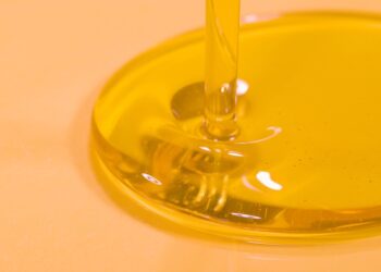 Migdolų aliejus plaukams