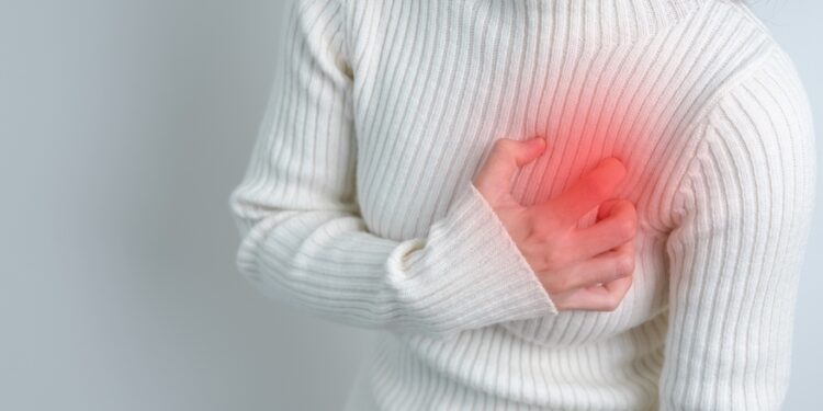 Krūtinės tirpimas: priežastys ir kada kreiptis į gydytoją