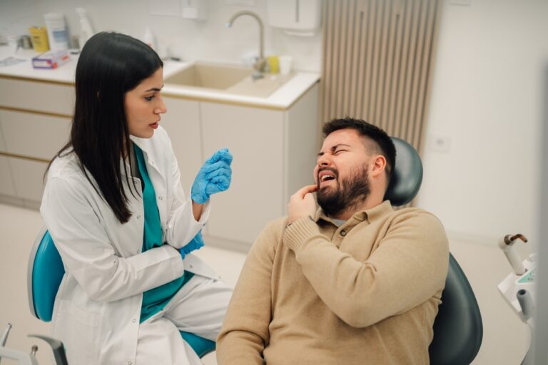Kokie antibiotikai gydo dantų infekcijas?