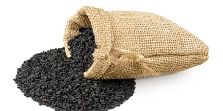 Juodasis kmynas: kaip atskirti?