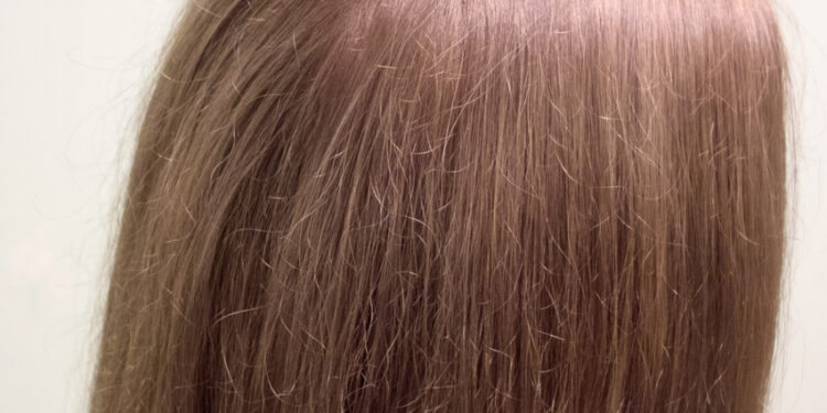 Kaip suformuoti plonus ir besišiaušiančius plaukus